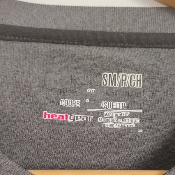 Under Armour Heather Gray Activewear Top Short Sleeve Tee Men's Size SM/P - Picture 4 of 6